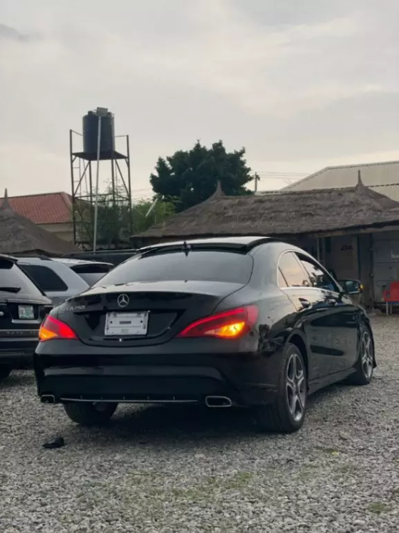2015 Mercedes Benz C Class - Image 1