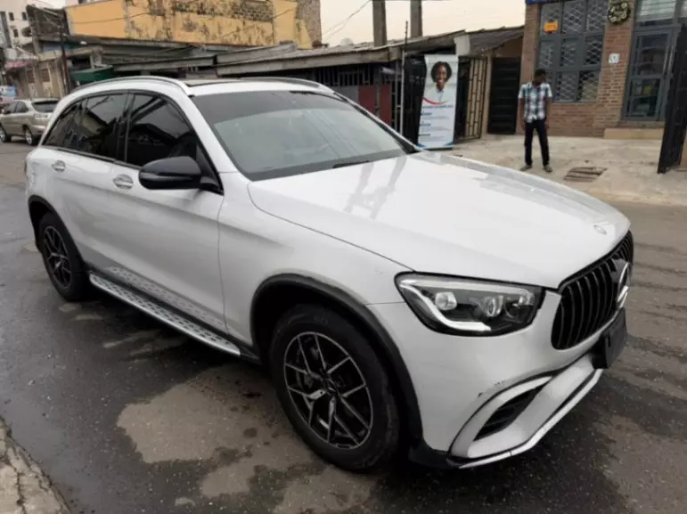 2016 Mercedes Benz Glc