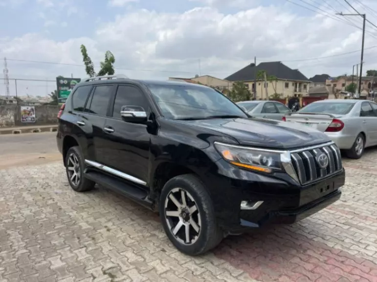 2012 Toyota Prado