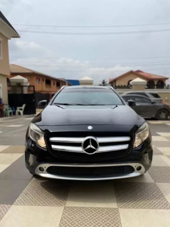 2015 Mercedes Benz Gla - Image 1