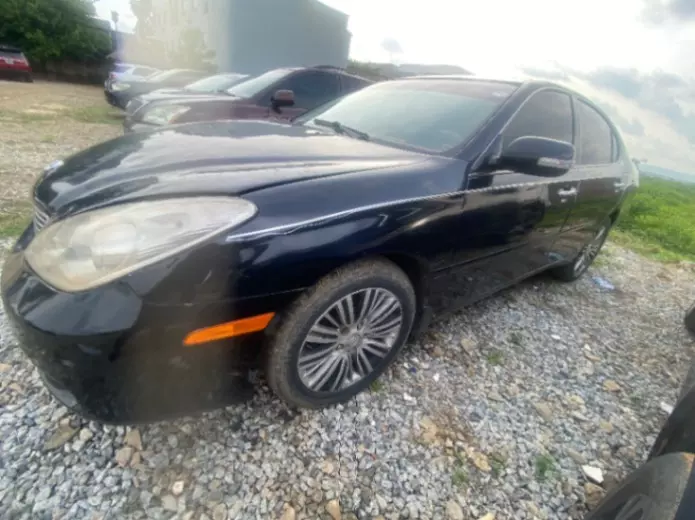 2005 Lexus Is