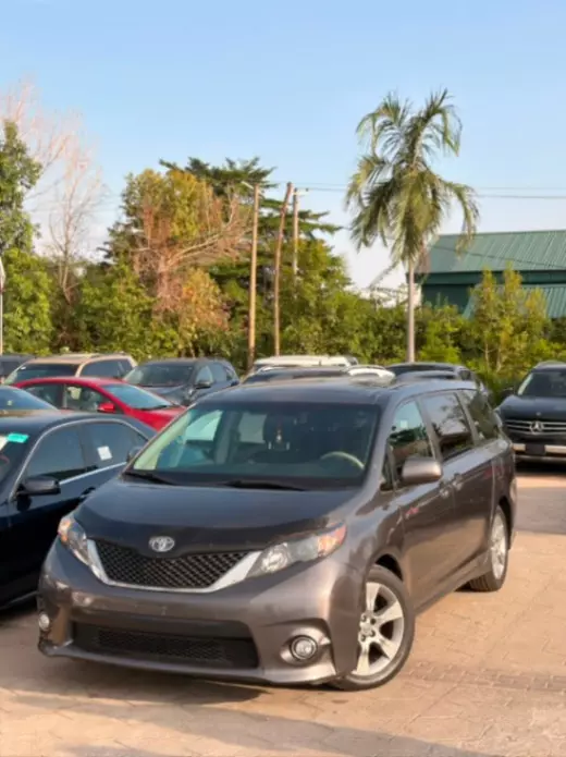 2011 Toyota Sienna