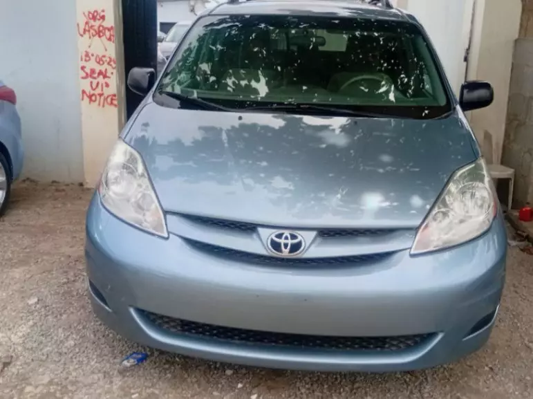2009 Toyota Sienna