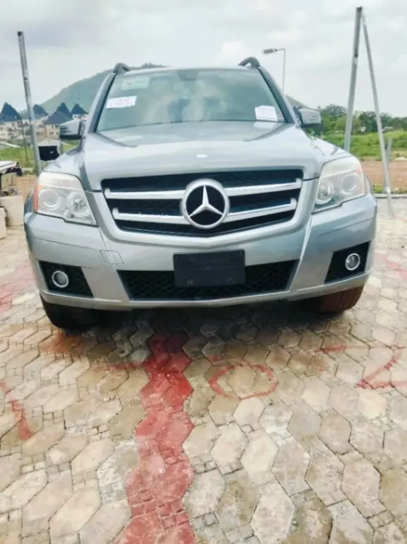 2010 Mercedes Benz E Class