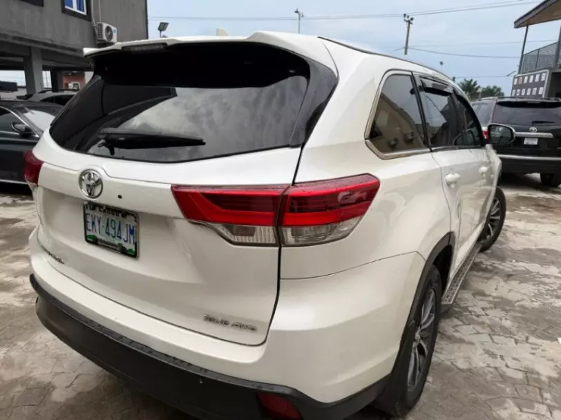 2017 Toyota Highlander