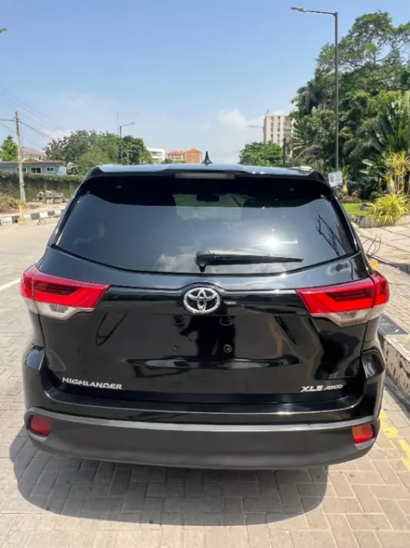 2016 Toyota Highlander