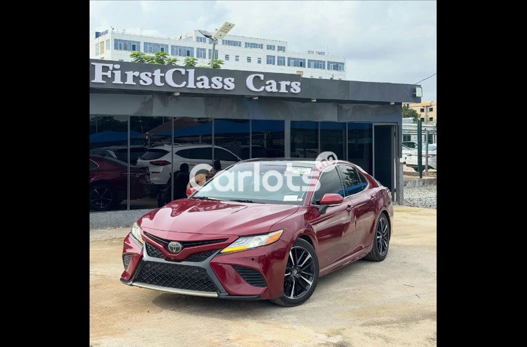 2019 Toyota Camry XSE