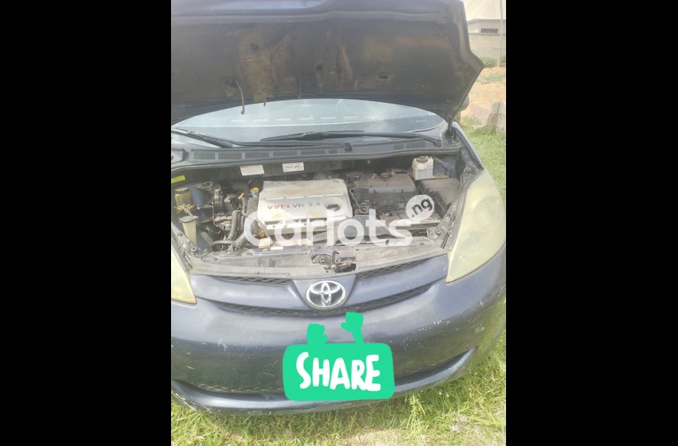 2006 Toyota Sienna XLE
