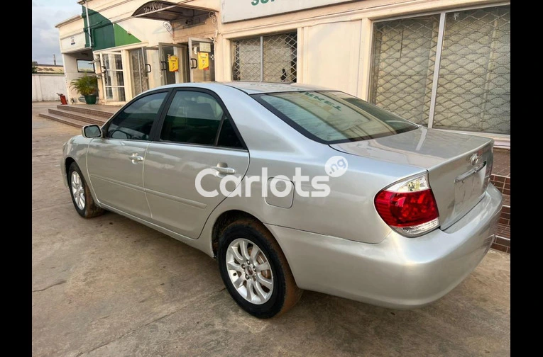 2006 Toyota Camry