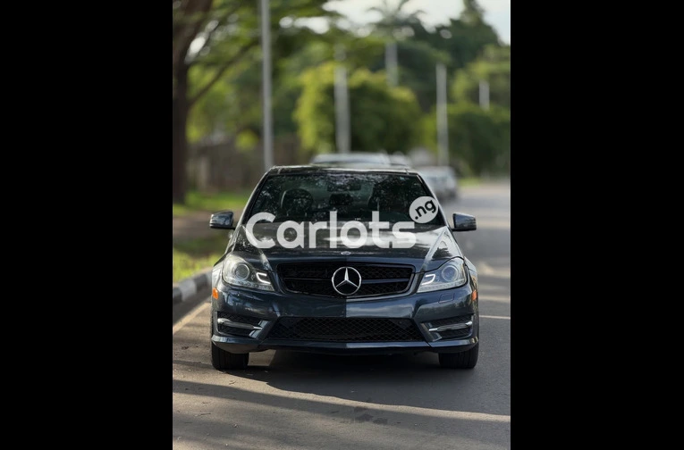 2013 Mercedes Benz C300