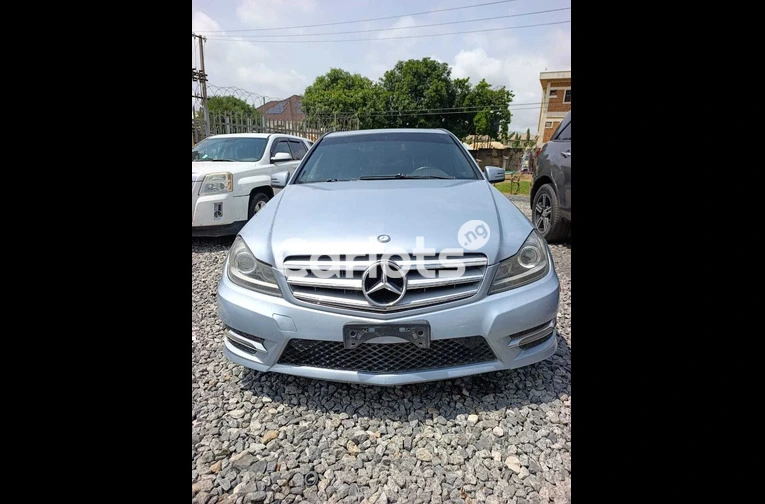 2013 Mercedes Benz C250