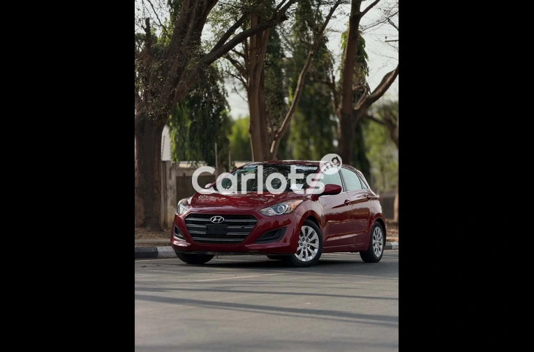 2017 Hyundai Elantra - Image 1