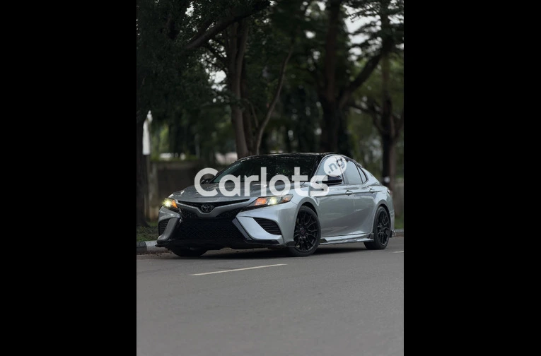 2020 Toyota Camry TRD