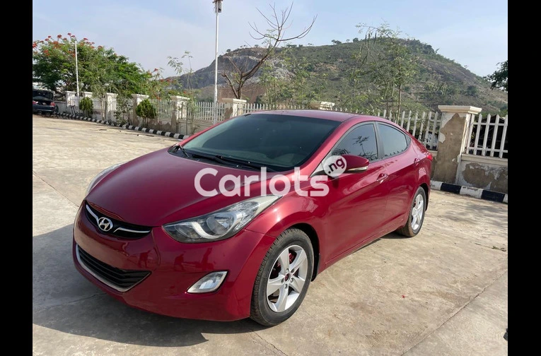 2013 Hyundai Elantra - Image 1