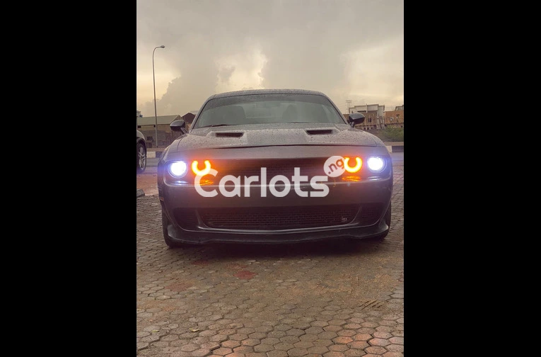 2020 Dodge Challenger