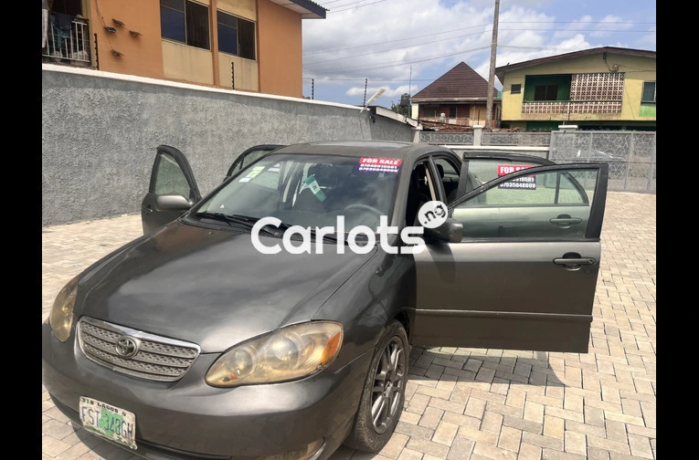 2005 Toyota Corolla SPORT