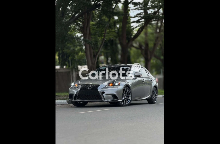 2015 Lexus Is