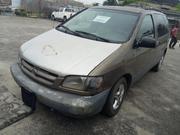 1999 Toyota Sienna LE