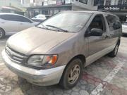 1999 Toyota Sienna