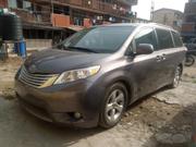 2016 Toyota Sienna - Image 1