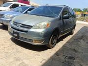 2004 Toyota Sienna