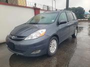 2010 Toyota Sienna