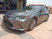 2021 Lexus Es