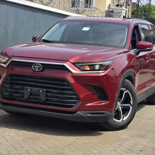 2024 Toyota Highlander XLE