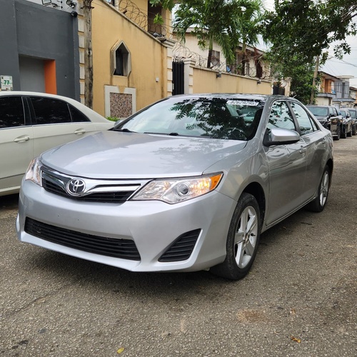 2013 Toyota Camry LE
