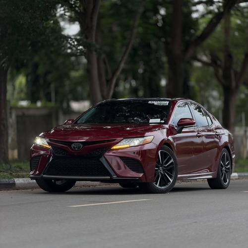 2018 Toyota Camry XSE