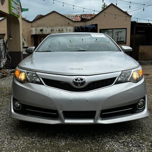 2012 Toyota Camry SE