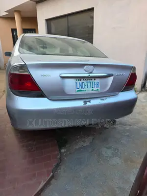 2004 Toyota Camry