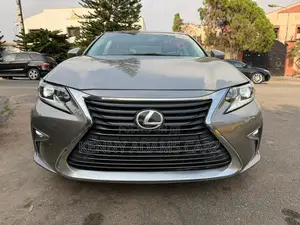 2016 Lexus Es