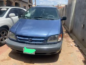 2001 Toyota Sienna