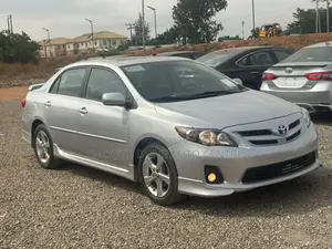 2012 Toyota Corolla LE