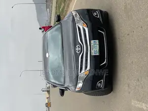 2016 Toyota Venza - Image 1