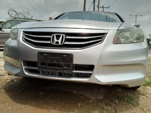 2011 Honda Accord SE - Image 1