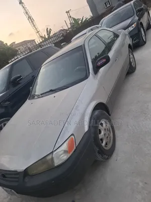 2000 Toyota Camry LE