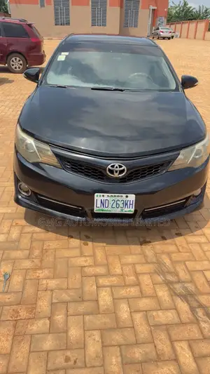 2012 Toyota Camry SE - Image 1