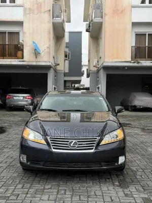2011 Lexus Es - Image 1