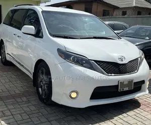 2016 Toyota Sienna SE