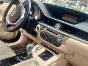 2014 Lexus Es