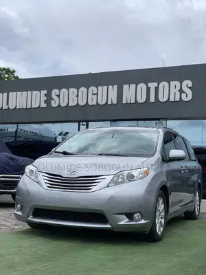 2011 Toyota Sienna LIMITED