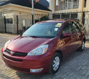 2005 Toyota Sienna