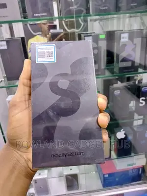 New Samsung Galaxy S22 Ultra 256 GB