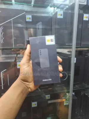New Samsung Galaxy S24 256 GB Silver