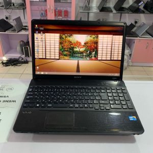 Sony VAIO Intel core i3 HDD 320GB _ 4GB RAM Total Available HD Graphics 2GB Notebook PC